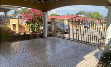VENTA DE CASA EN VILLA ZAITA