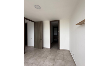 VENTA APARTAMENTO EN BRISAS DEL GOLF PH HACIENDA GOLF