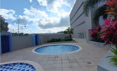 VENTA APARTAMENTO EN BRISAS DEL GOLF PH HACIENDA GOLF