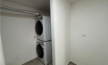 VENTA APARTAMENTO EN BRISAS DEL GOLF PH HACIENDA GOLF