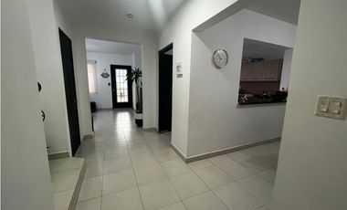 VENTA DE CASA EN VERSALLES, PH QUINTAS DE VERSALLES, COSTA SUR