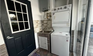 VENTA DE CASA EN VERSALLES, PH QUINTAS DE VERSALLES, COSTA SUR