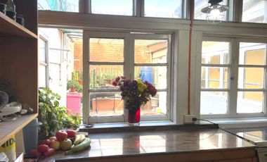Confortable y versatil casa con uso habitacional o comercial