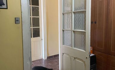 Confortable y versatil casa con uso habitacional o comercial