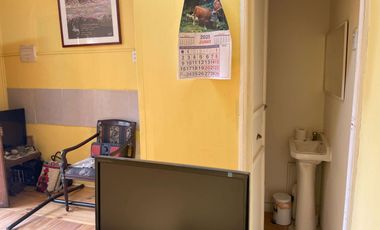 Confortable y versatil casa con uso habitacional o comercial