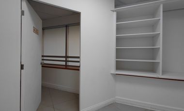 Arriendo oficina hermosa, elegante, Médicos, Abogados, Gtes.