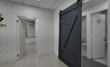 Arriendo oficina hermosa, elegante, Médicos, Abogados, Gtes.