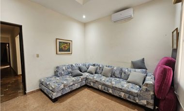 VENTA DE CASA AMOBLADA EN CORONADO (NEGOCIABLE)