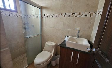 VENTA DE CASA AMOBLADA EN CORONADO (NEGOCIABLE)