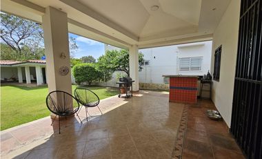 VENTA DE CASA AMOBLADA EN CORONADO (NEGOCIABLE)