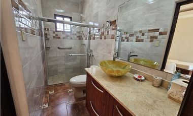 VENTA DE CASA AMOBLADA EN CORONADO (NEGOCIABLE)