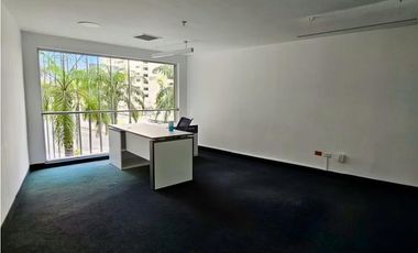 Se Alquila Local Comercial de Lujo en Oceania Business Plaza