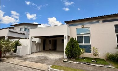 VENTA DE CASA EN COSTA SUR PH VILLA SUR (GS)