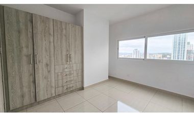 RENTO APARTAMENTO AMOBLADO EN BELLA VISTA