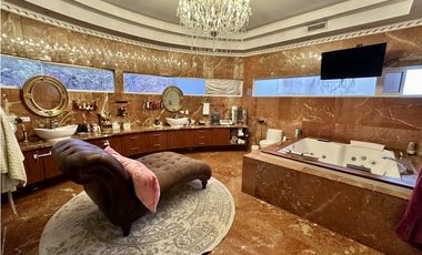 Se vende mansión en Altos de Panamá