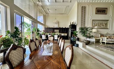 Se vende mansión en Altos de Panamá