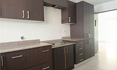VENTA CASA EN BRISAS DEL GOLF P.H. BRISAS POINT CIUDAD DE PANAM CP