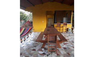 VENTA CASA CON TERRENO EN LAS LAJAS DE CHAME  GANGA CPR