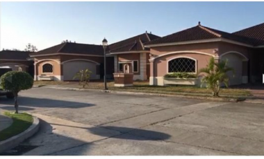 VENTA CASA  EN SUNSET COAST CP