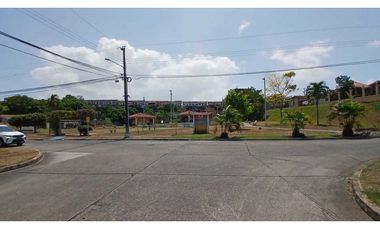 Venta de casa con tres recámaras en Villa Zaita.