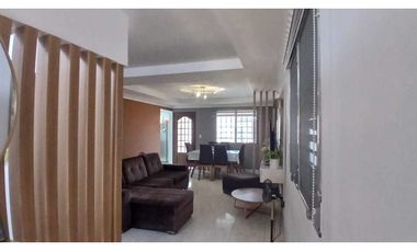 Venta de casa con tres recámaras en Villa Zaita.