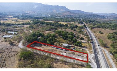 MINI WAREHOUSES with LAND in Chame