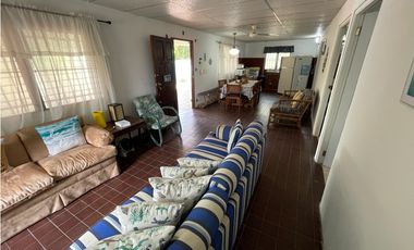 Se Vende Casa en Playa Corona san carlos