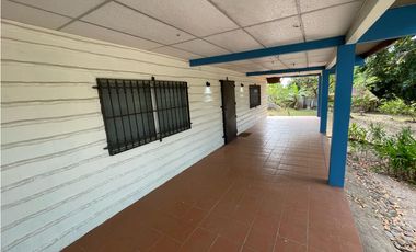 Se Vende Casa en Playa Corona san carlos