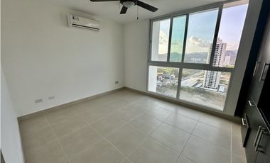 Venta apartamento Kings Park, debajo de avalúo venta rápida