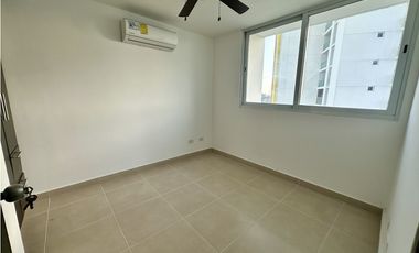 Venta apartamento Kings Park, debajo de avalúo venta rápida