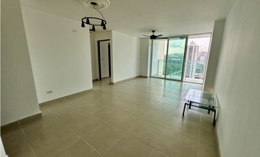 Venta apartamento Kings Park, debajo de avalúo venta rápida