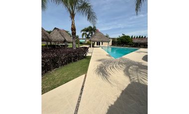 VENTA DE CASA DE 3 RECAMARAS EN CORONADO (PH PARAISO VILLAGE)