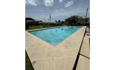 VENTA DE CASA DE 3 RECAMARAS EN CORONADO (PH PARAISO VILLAGE)