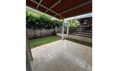 VENTA DE CASA DE 3 RECAMARAS EN CORONADO (PH PARAISO VILLAGE)
