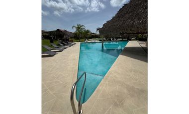 VENTA DE CASA DE 3 RECAMARAS EN CORONADO (PH PARAISO VILLAGE)