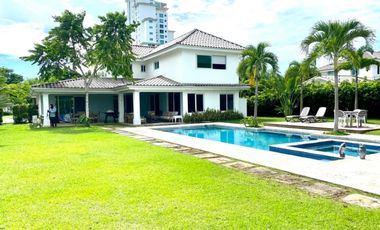 Casa en Venta en Bijao Beach Club & Residences