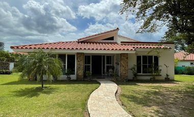 Se vende casa en Punta Barco Village, San Carlos