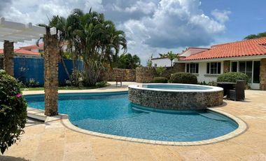 Se vende casa en Punta Barco Village, San Carlos