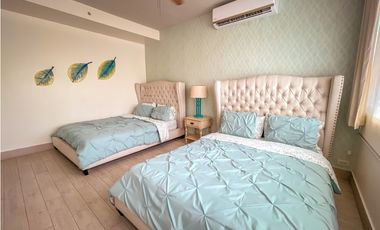 Se vende apartamento en Punta Barco, San Carlos