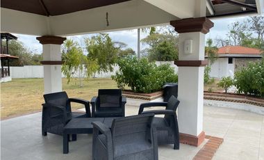 Apartamento amoblado en Coronado