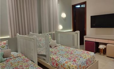 Venta de Casa Lujosa en Buenaventura, Farallón, Coclé