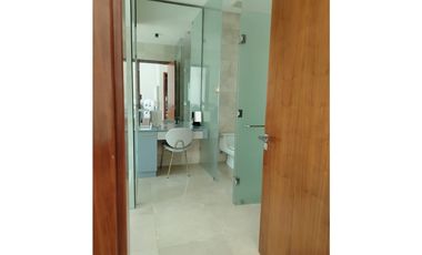 Venta de Casa Lujosa en Buenaventura, Farallón, Coclé