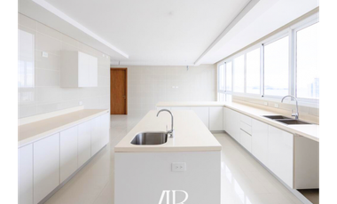 Vendo Penthouse con vista al mar en Coco del Mar, P.H. Windrose