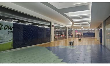 VENTA - LOCAL COMERCIAL EN ALBROOK MAL- 214 M2