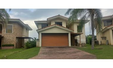 Venta de Casa Reposeida en Vista Mar Golf & Beach