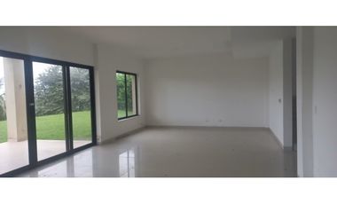 Venta de Casa Reposeida en Vista Mar Golf & Beach