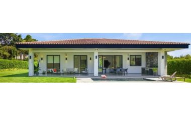 Vendo Exclusiva Casa en Playa Blanca