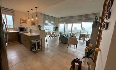 Venta de Apartamento en Playa Escondida, Colon