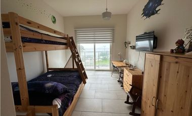 Venta de Apartamento en Playa Escondida, Colon