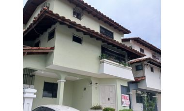 Casa Espaciosa en Venta, Hato Pintado/For Sale Spacious Detached House